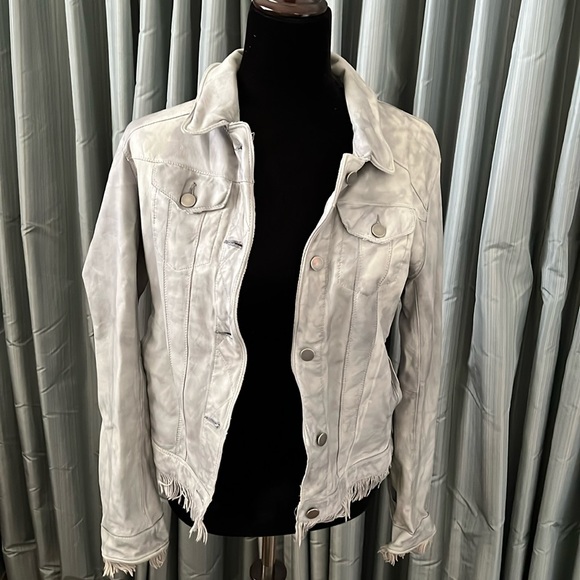 Beautiful, distressed, light, gray leather jacket - Picture 1 of 5